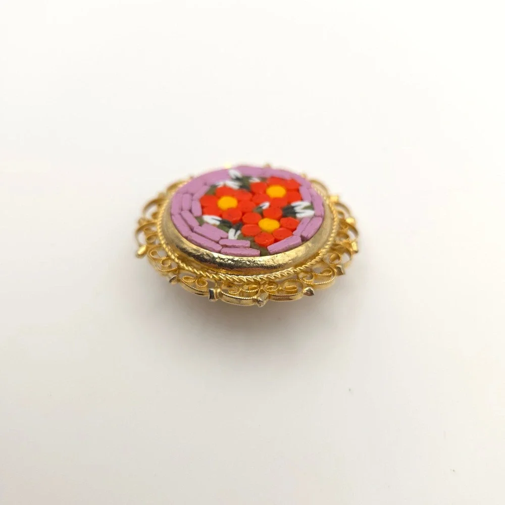 Vintage Italian Micro Mosaic Floral Brooch‎ Gold Tone Filigree Round Pin